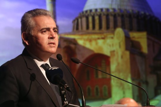 Μάξιμος Χαρακόπουλος